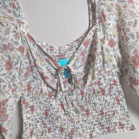 Love Tree Smocked Crop Top Off White Coral Yellow Floral Peasant Blouse M - Picture 7 of 7